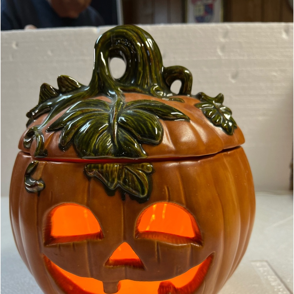 Ceramic glazed pumpkin
